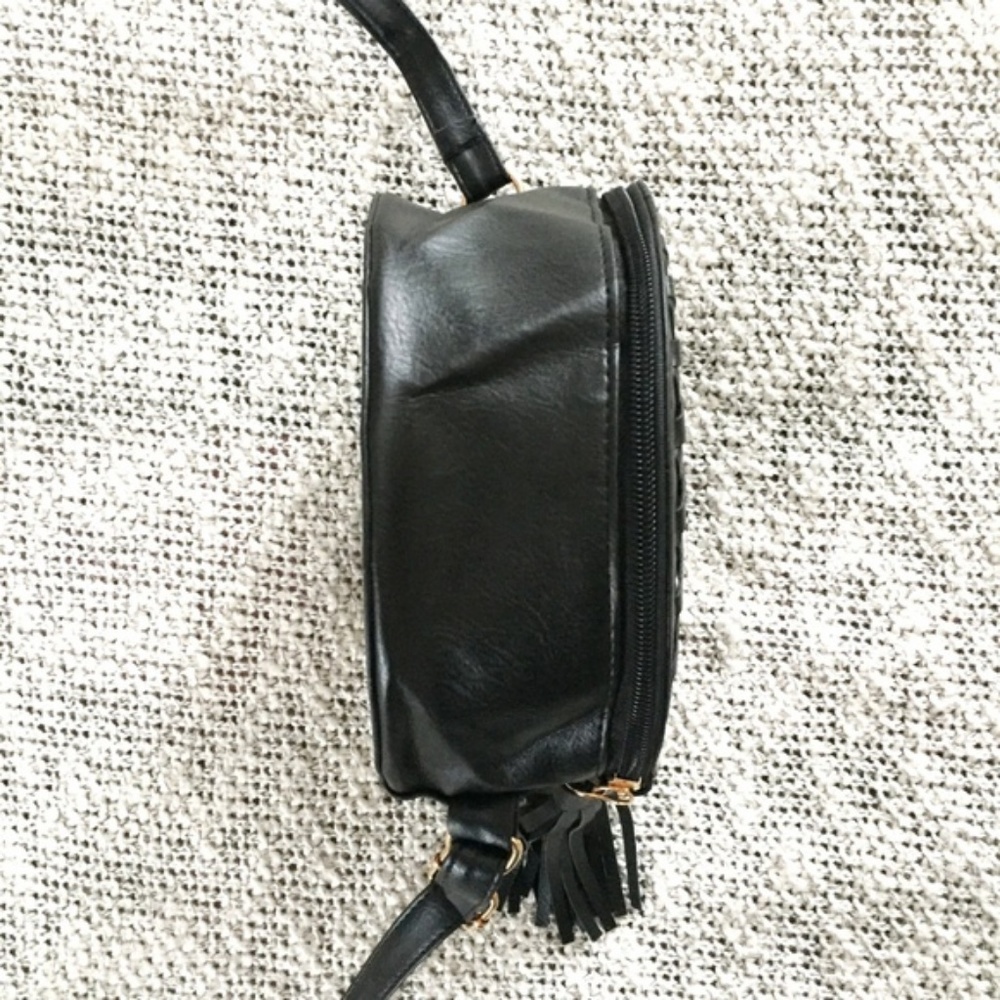 Boho Black Leather Crossbody Tassel Bag Purse NEW! - Picture 5 of 8
